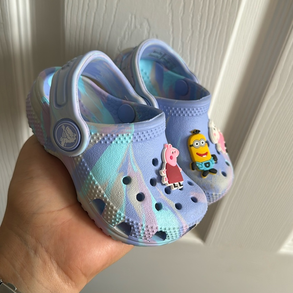 Crocs